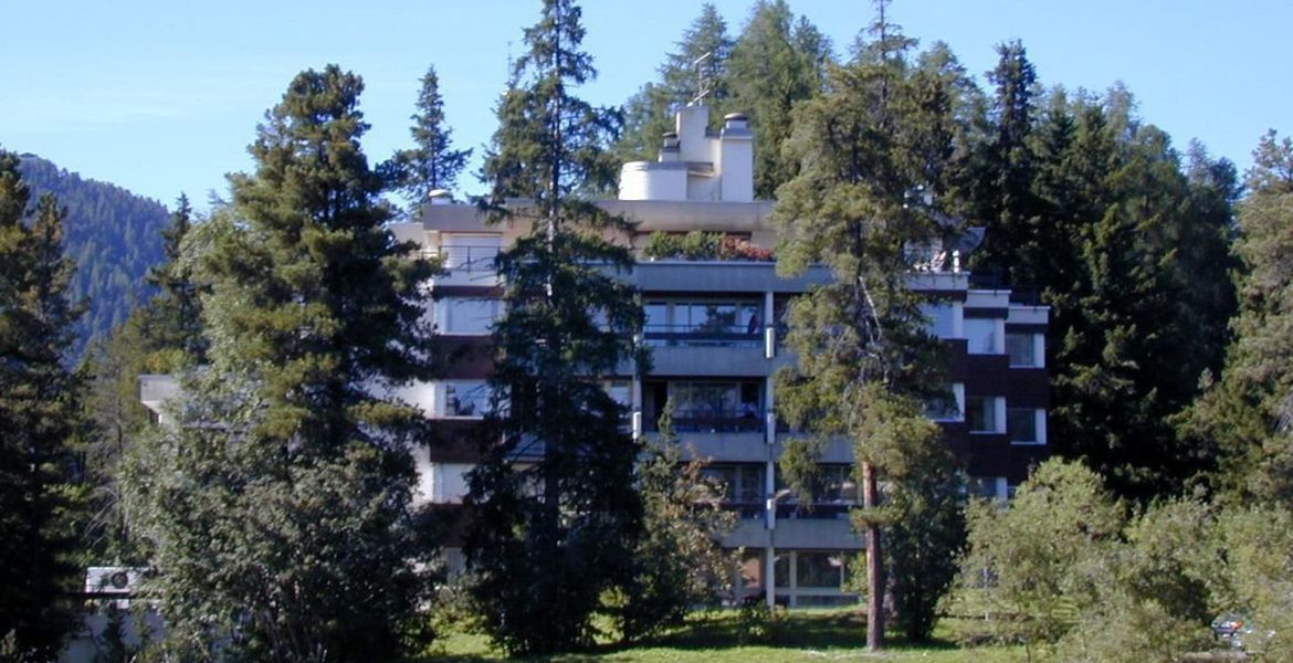 Central residential complex in St. Moritz-Bad