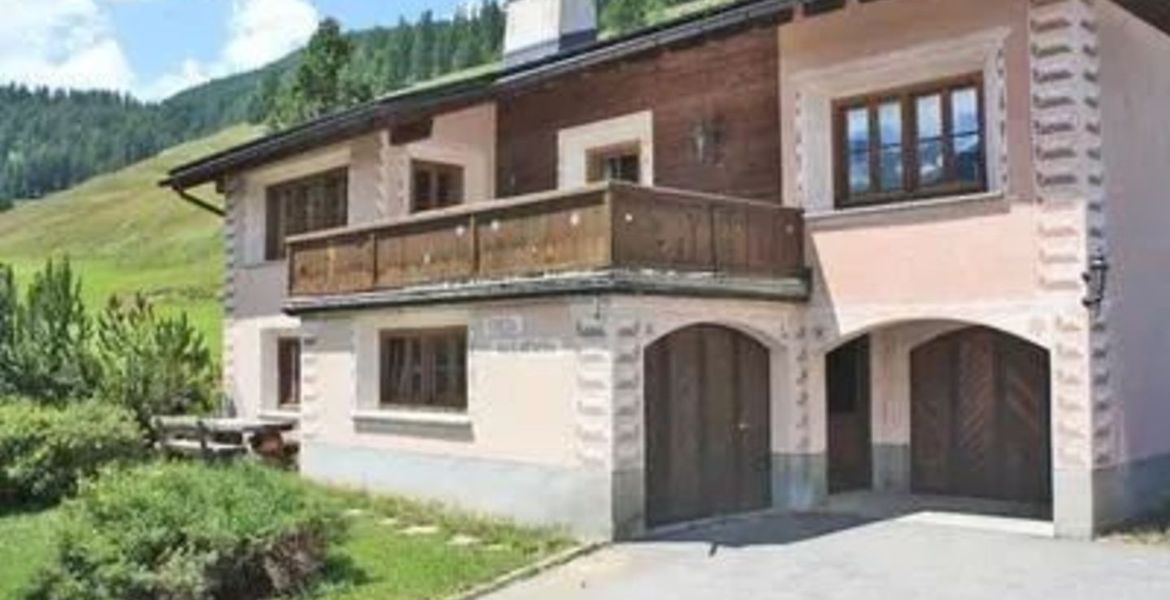 Chalet in Madulain