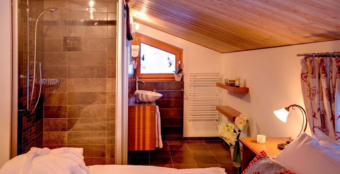 Chalet de luxe à Zermatt avec vue imprenable et jacuzzi