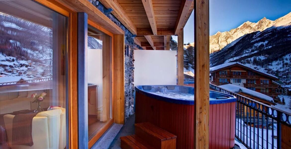 Chalet de luxe à Zermatt avec vue imprenable et jacuzzi